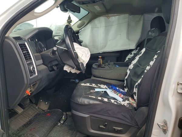 2016 RAM 1500 SLT — DENT