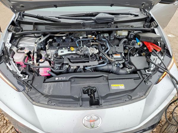 2026 TOYOTA PRIUS — Engine bay