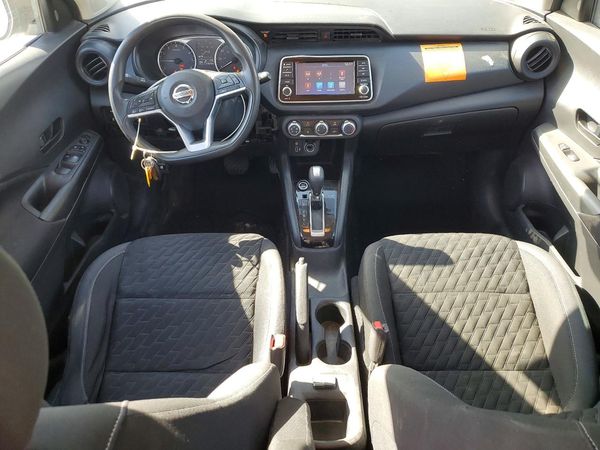 2021 NISSAN KICKS S