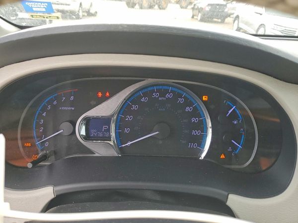 2013 TOYOTA SIENNA