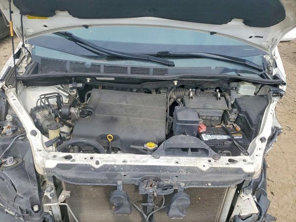 2013 TOYOTA SIENNA