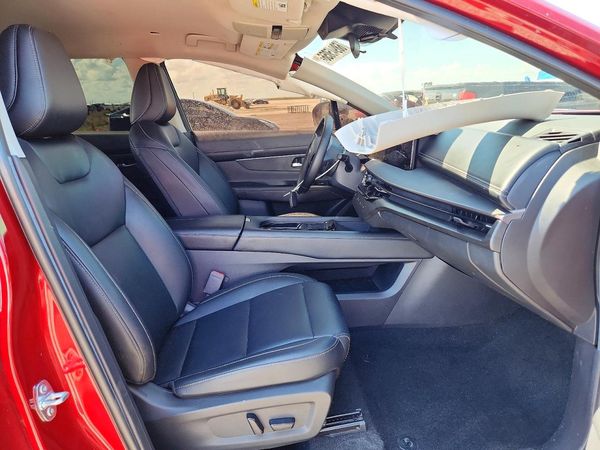 2025 NISSAN MURANO SV — DENT