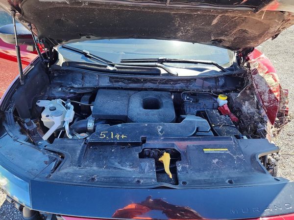 2025 NISSAN MURANO SV — Engine bay