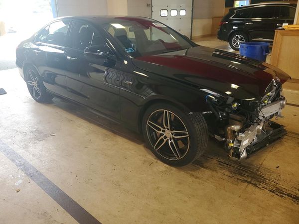 2020 MERCEDES-BENZ E AMG E53 — Passenger 3/4