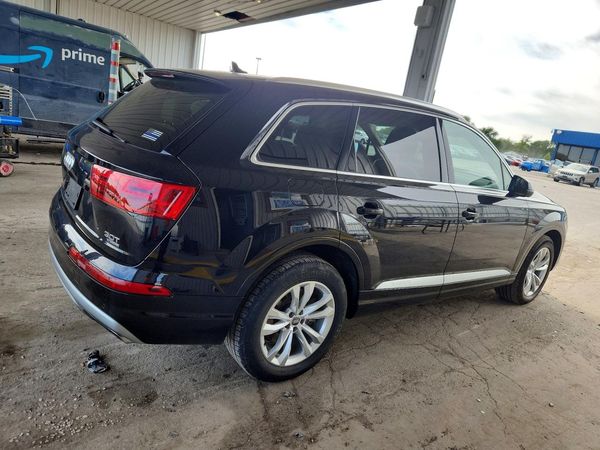 2018 AUDI Q7 quattro Premium Plus