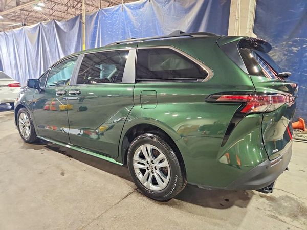 2023 TOYOTA SIENNA XLE — DSRA