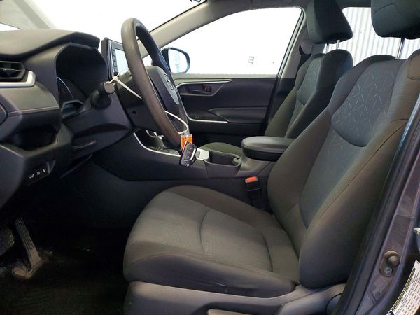 2022 TOYOTA RAV4 — DENT