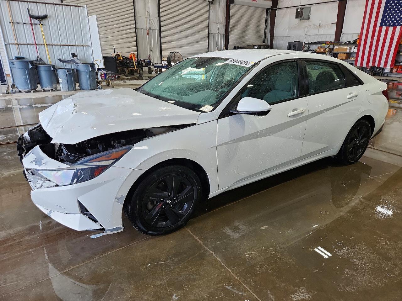 2021 HYUNDAI ELANTRA — Front 3/4