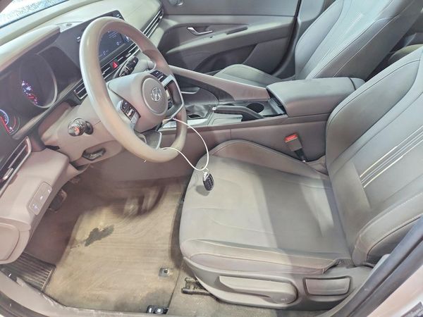2021 HYUNDAI ELANTRA — DENT