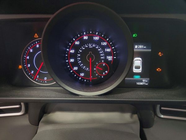 2021 HYUNDAI ELANTRA — ODOM