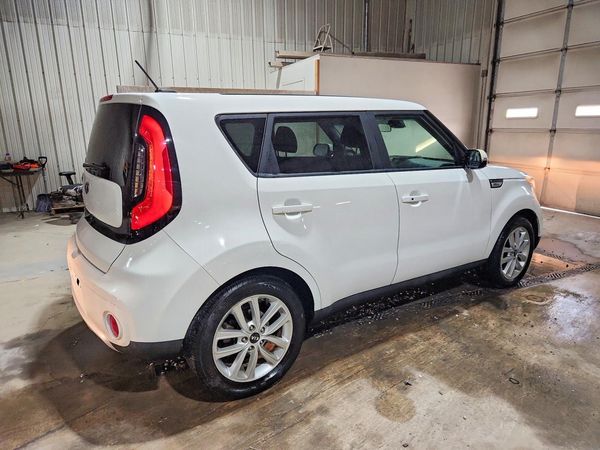 2017 KIA SOUL Plus
