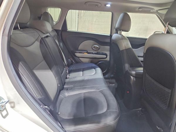 2017 KIA SOUL Plus