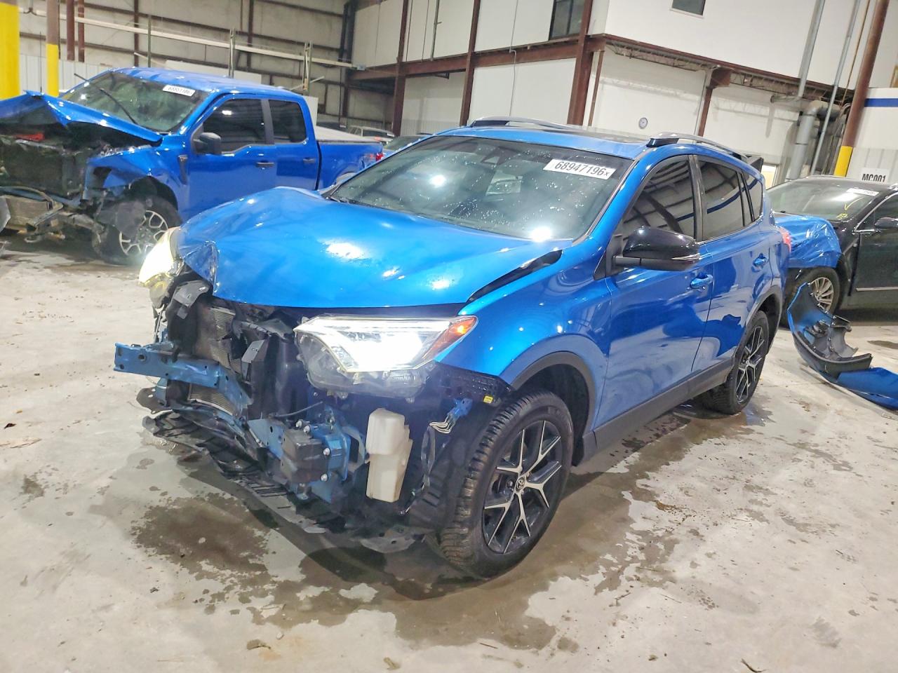 2017 TOYOTA RAV4 SE — Front 3/4