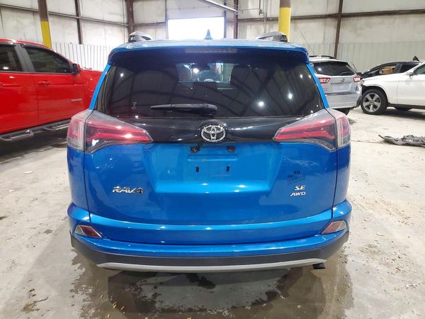 2017 TOYOTA RAV4 SE — DIRR