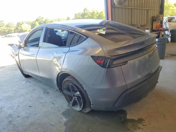 2026 TESLA MODEL Y — DSRA