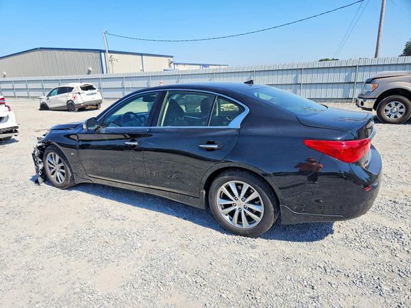 2015 INFINITI Q50 — DSRA