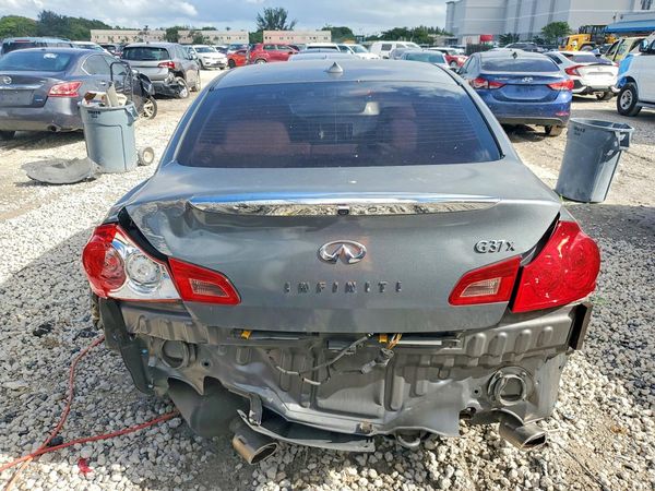 2013 INFINITI G37
