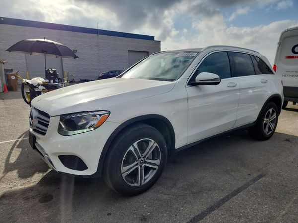 2018 MERCEDES-BENZ GLC 300