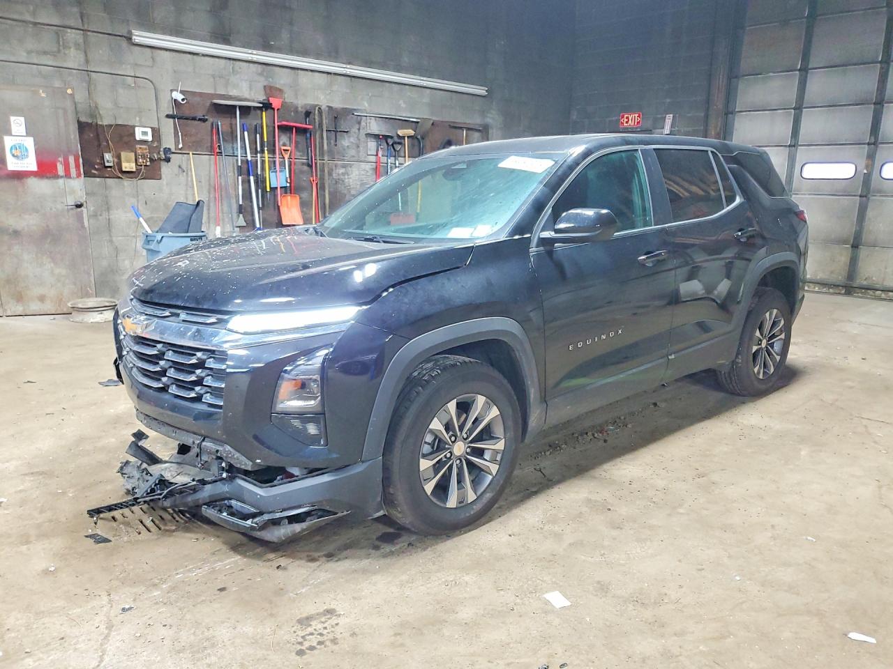 2026 CHEVROLET EQUINOX 2LT — Front 3/4