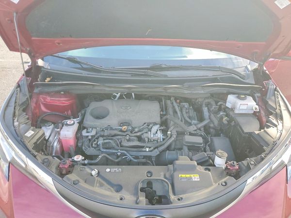 2021 TOYOTA SIENNA LE — Engine bay