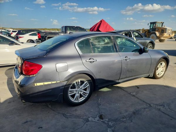 2012 INFINITI G37