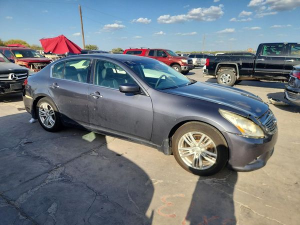 2012 INFINITI G37