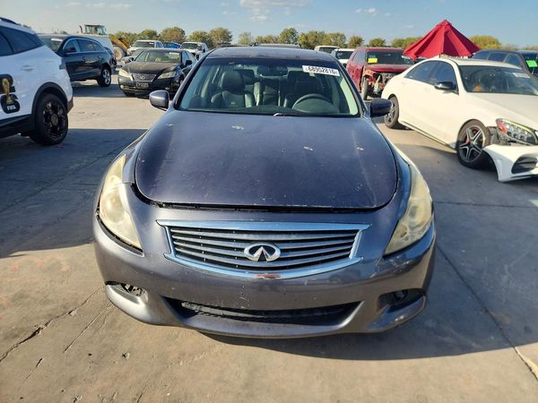 2012 INFINITI G37