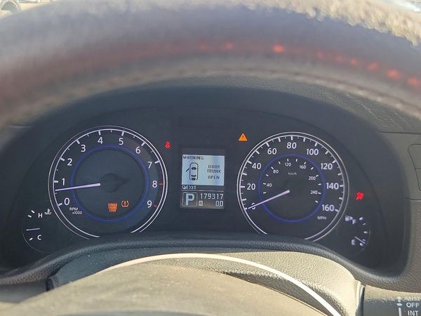 2012 INFINITI G37