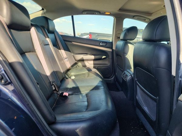 2012 INFINITI G37