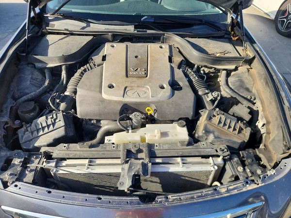2012 INFINITI G37