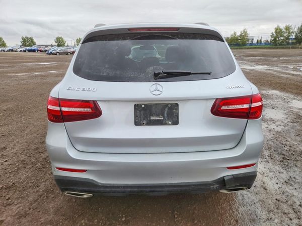 2019 MERCEDES-BENZ GLC GLC 300-4M