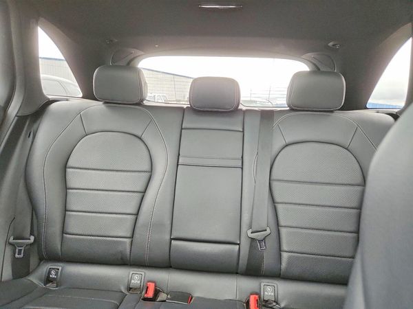 2019 MERCEDES-BENZ GLC GLC 300-4M