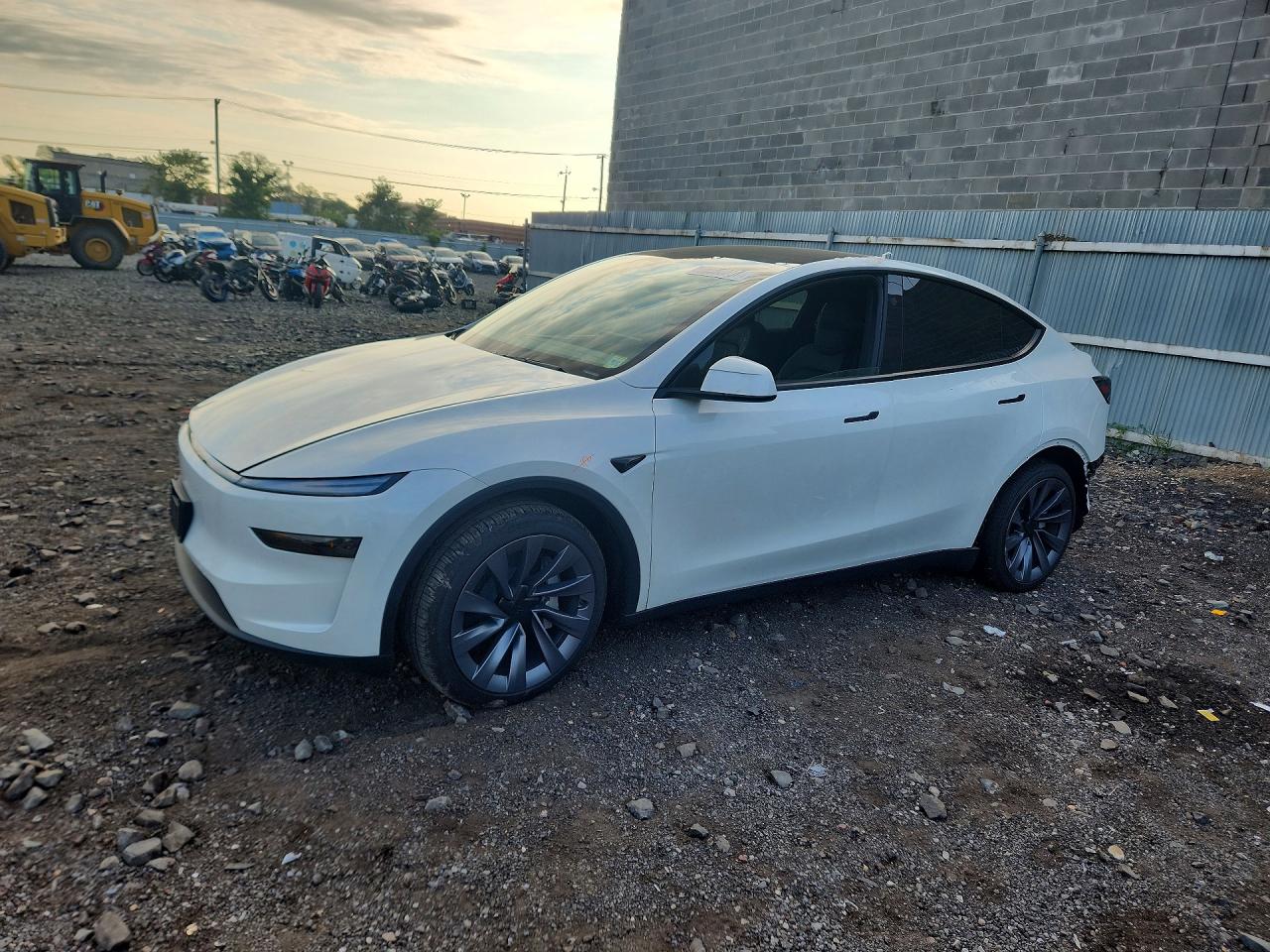 2026 TESLA MODEL Y — Front 3/4