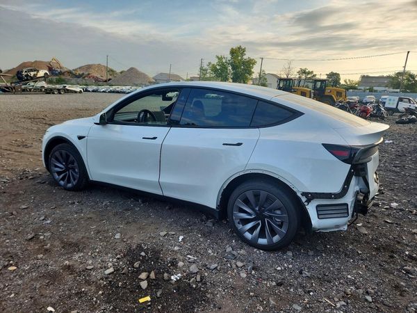 2026 TESLA MODEL Y — DSRA