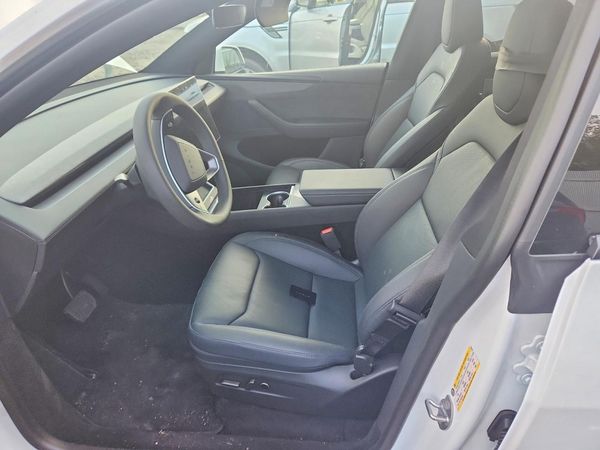 2026 TESLA MODEL Y — DENT