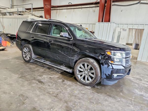 2015 CHEVROLET TAHOE LTZ — Passenger 3/4