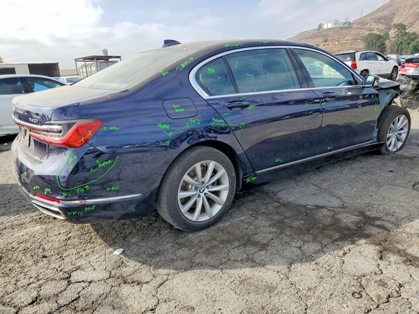 2020 BMW 740