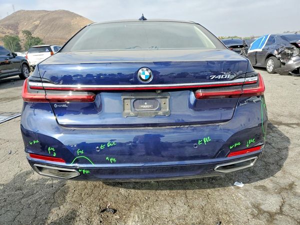 2020 BMW 740