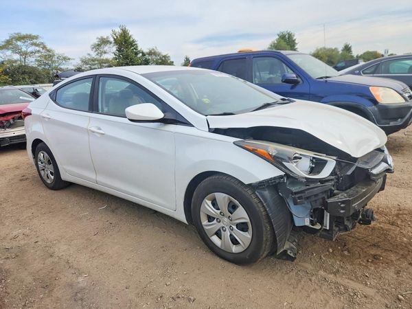 2016 HYUNDAI ELANTRA — Passenger 3/4