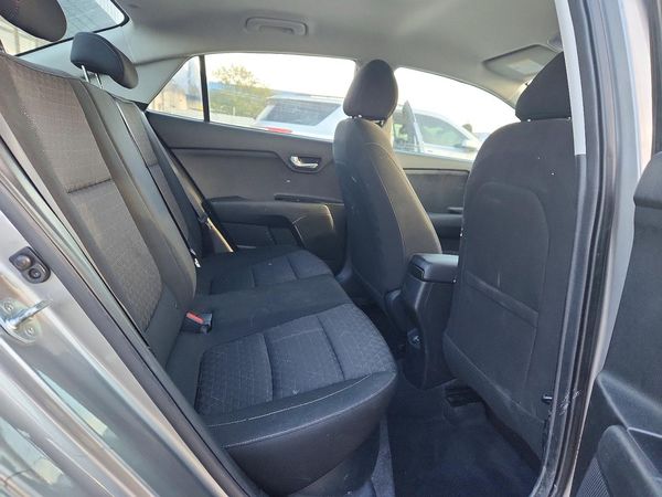 2022 KIA RIO LX, S