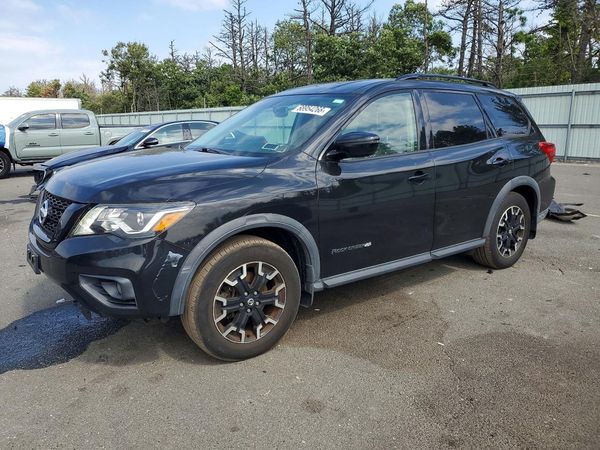 2019 NISSAN PATHFINDER — Front 3/4