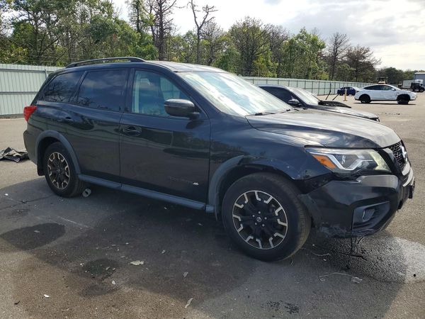 2019 NISSAN PATHFINDER — Passenger 3/4