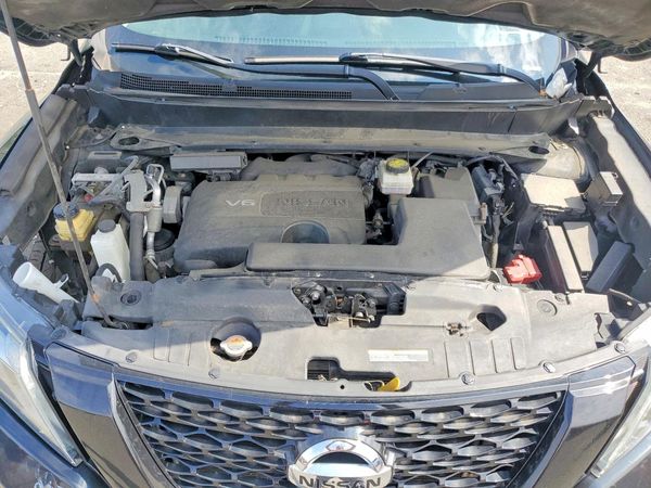 2019 NISSAN PATHFINDER — Engine bay