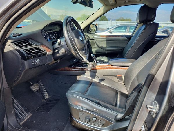 2012 BMW X5 xDrive35i — DENT