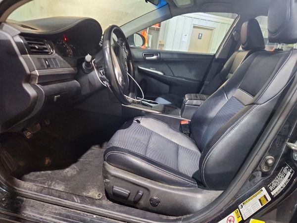 2013 TOYOTA CAMRY — DENT