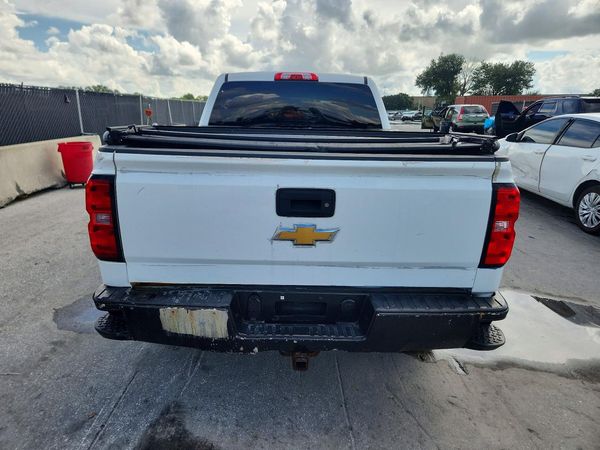 2019 CHEVROLET SILVERADO LT — DIRR