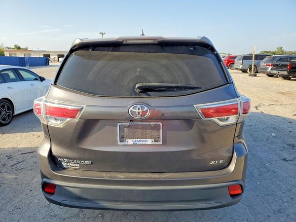 2015 TOYOTA HIGHLANDER — DIRR