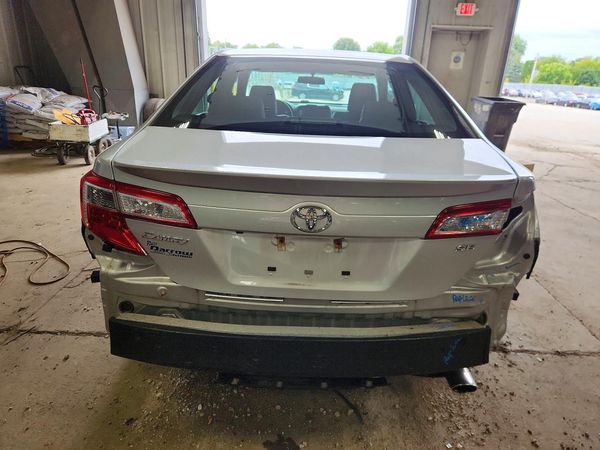2014 TOYOTA CAMRY — DIRR