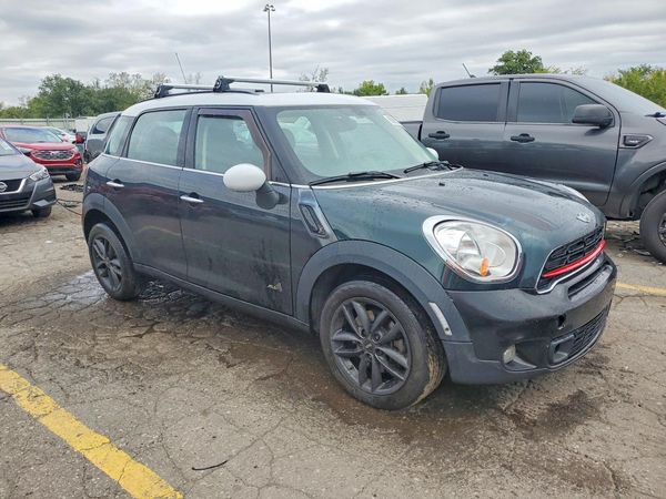 2013 MINI COOPER — Passenger 3/4