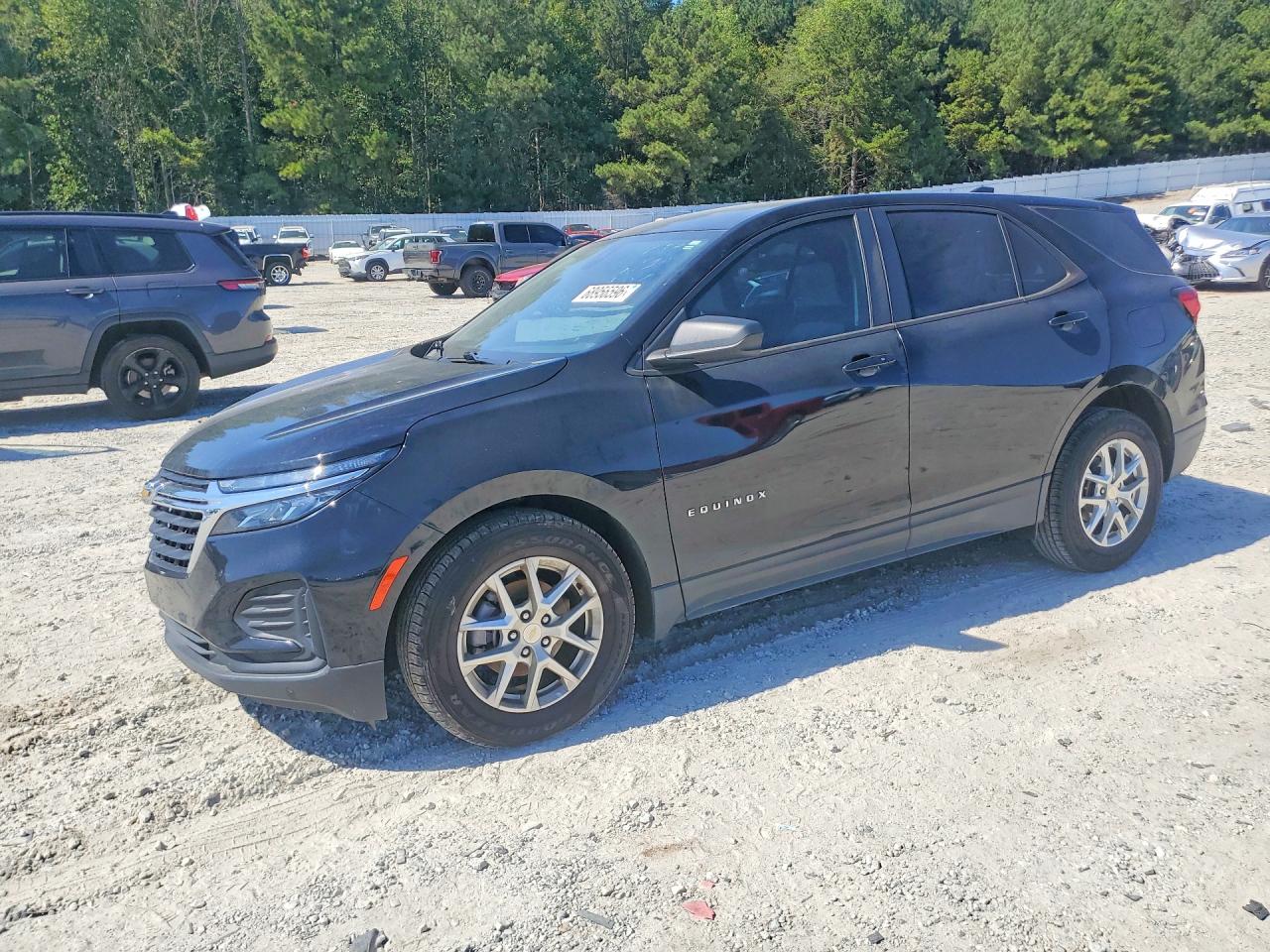 2023 CHEVROLET EQUINOX LS (1FL) — Front 3/4
